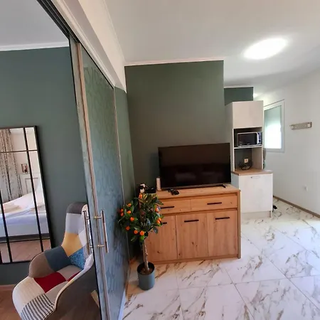 Larenta Apartment Sveti Vlas