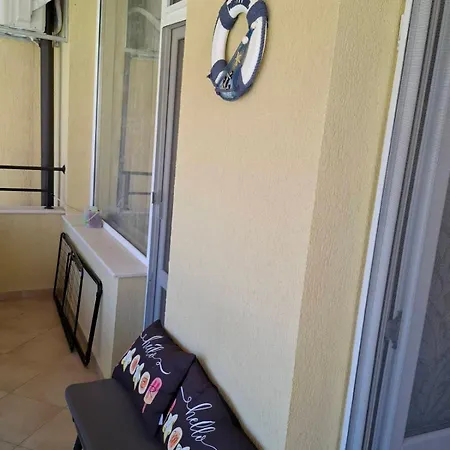 Larenta * Sveti Vlas